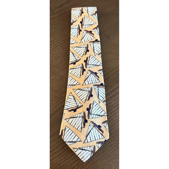 Burberry Men's Yellow Cream and White‎ Sail Boats Yachting Nautical  Tie - Picture 1 of 6
